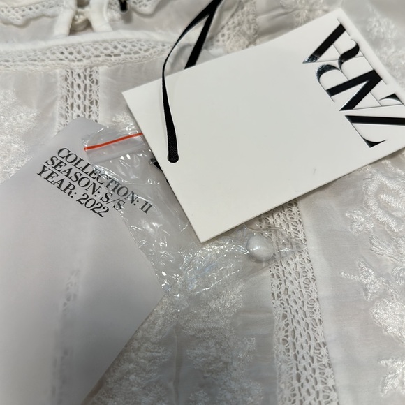ZARA COLLECTION 2022 - NWT - EMBROIDERED BLOUSE - WHITE - Picture 5 of 9